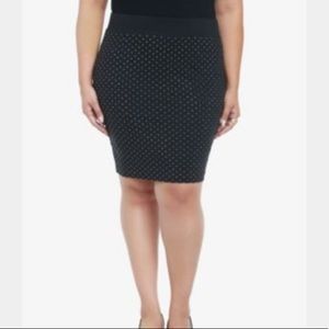 New torrid black studded gold mini skirt size 1x